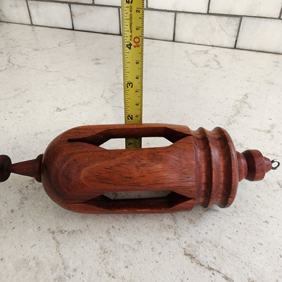 Vintage Hand turned hanging finial ornament - Picture 5 of 5